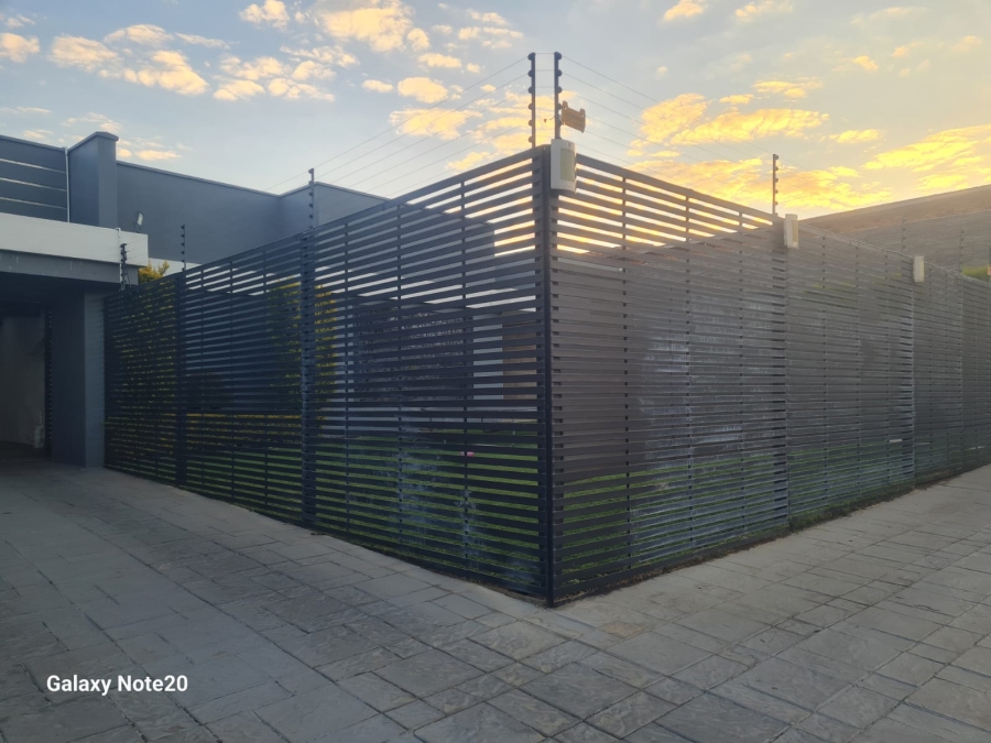 4 Bedroom Property for Sale in Zinniaville North West